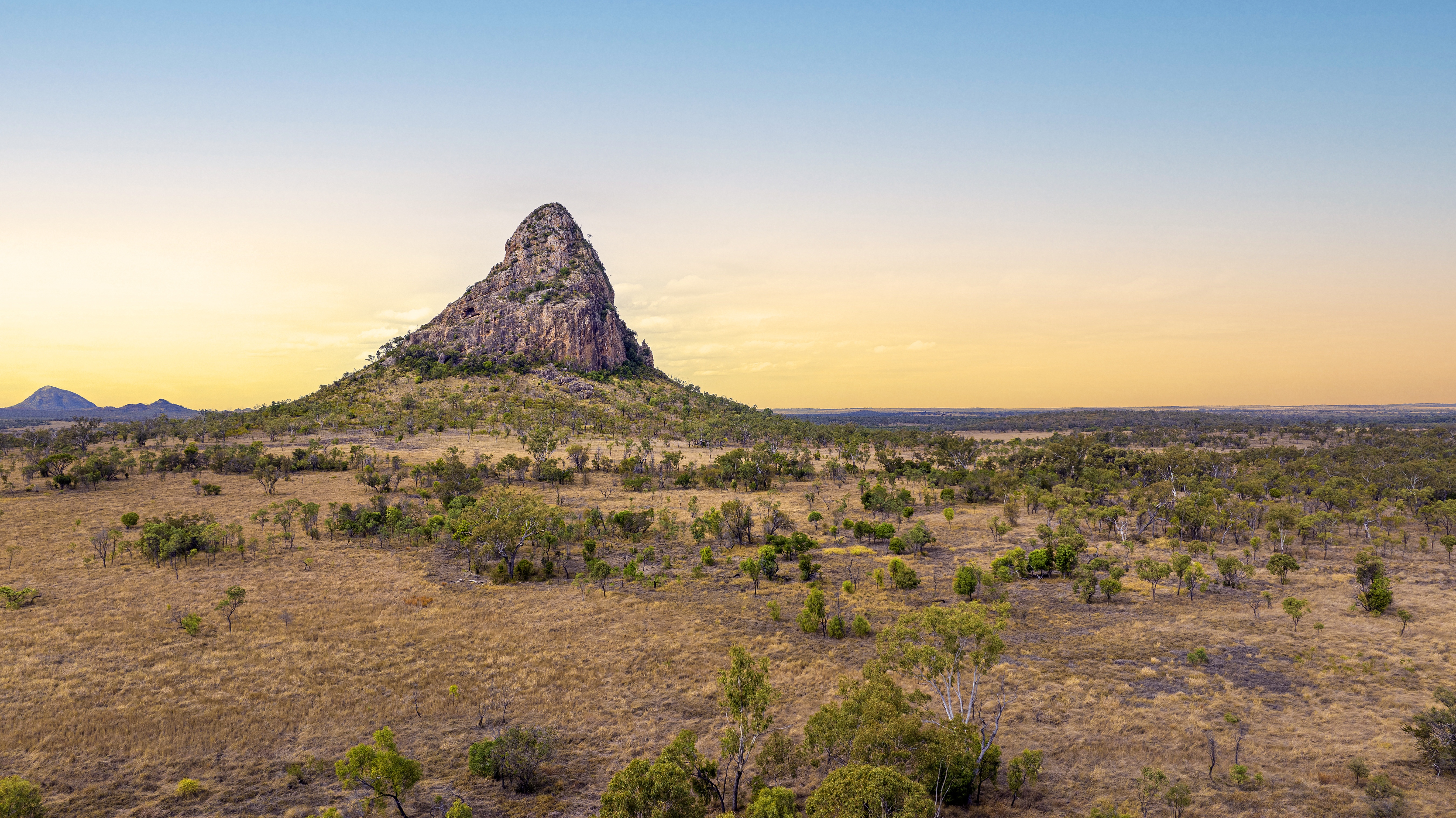 Clermont 003 - Wolfang Peak.jpg